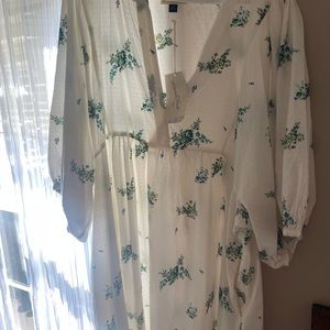 Universal thread puff sleeve plus dress